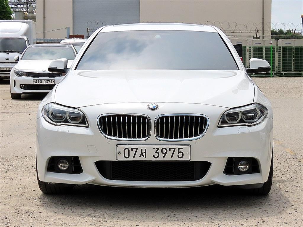 BMW 5시리즈 520d M Dynamic