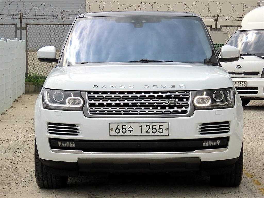 랜드로버 Range Rover 5.0 V8 SC Bogeu SE