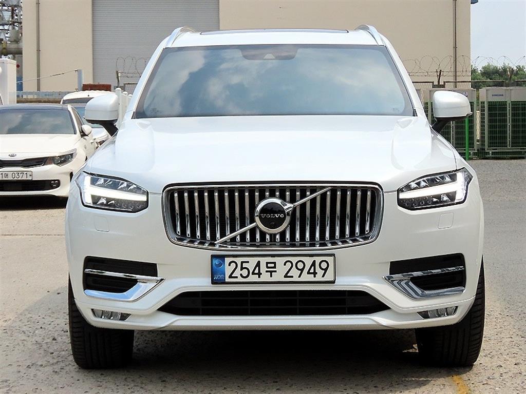 볼보 XC90 B6 AWD Inseukeuripsyeon