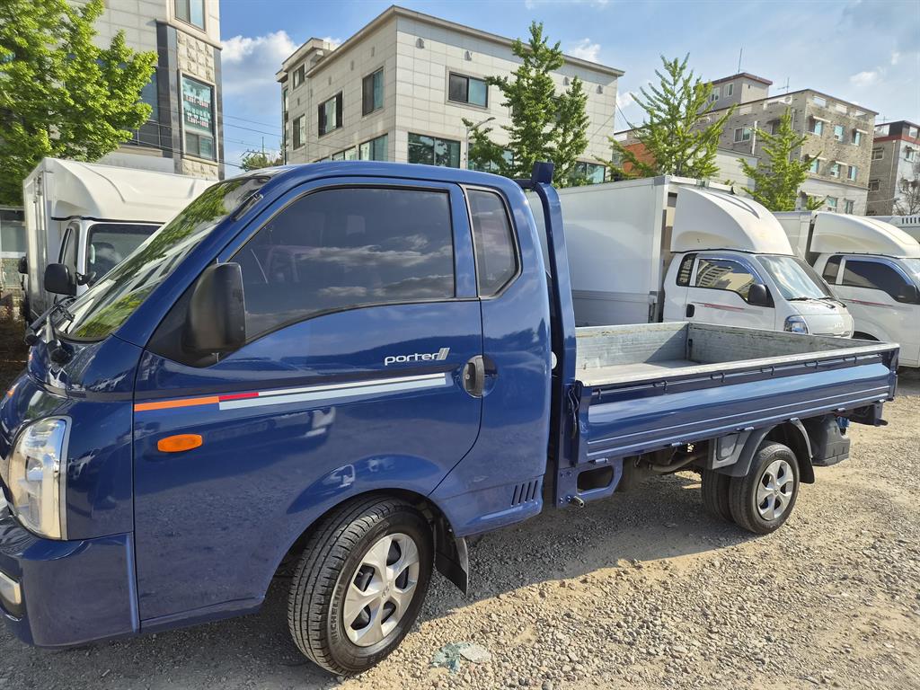 Hyundai Porter II VGT Super Cab Long Body Smart