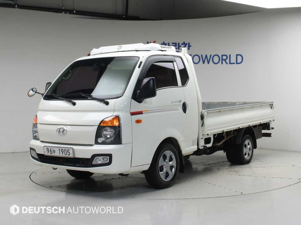 Hyundai Porter II CRDi Super Cab Long Body Smart