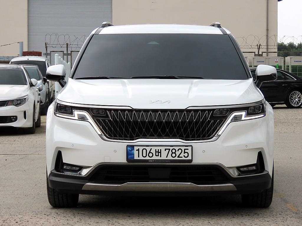 Kia Carnival 9 seats Noblesse