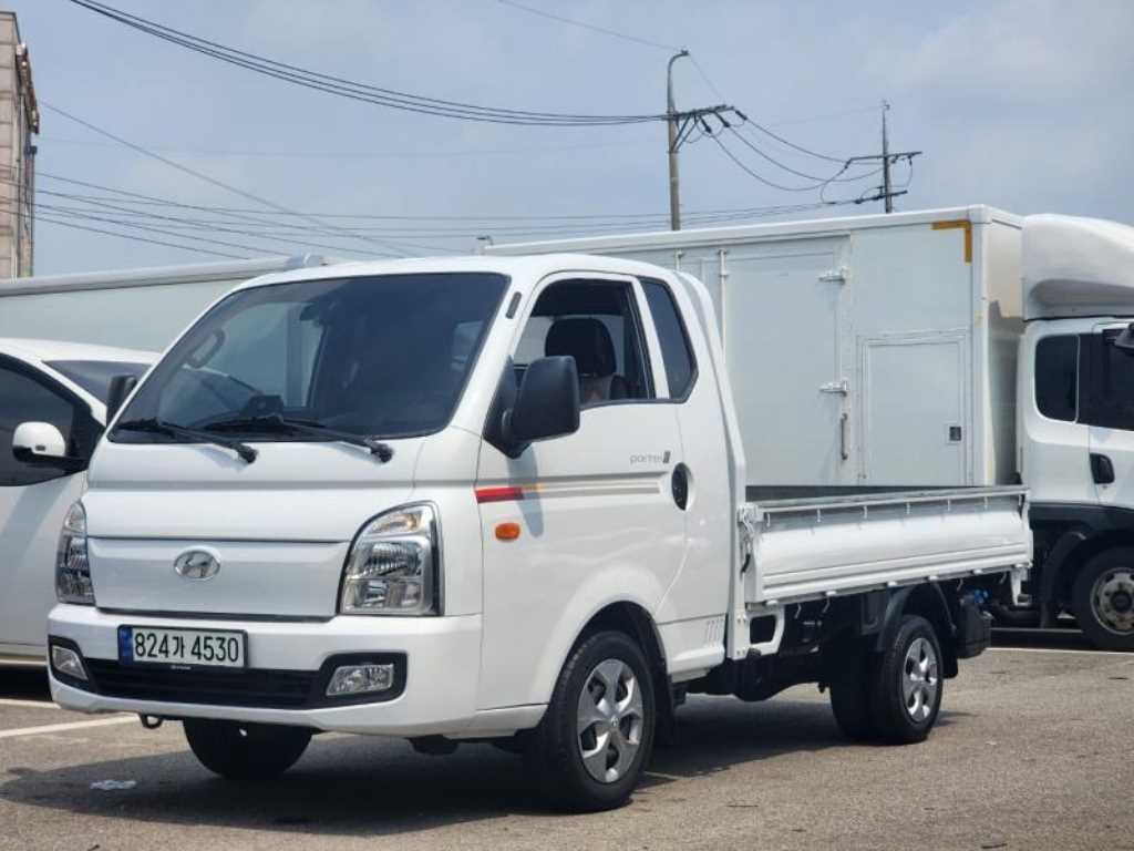 Hyundai Porter II VGT Super Cab Long Body Smart