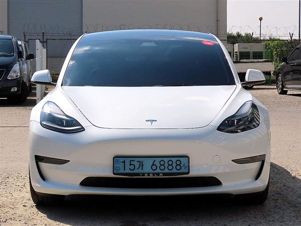 테슬라 Model 3 AWD Rong Reinji