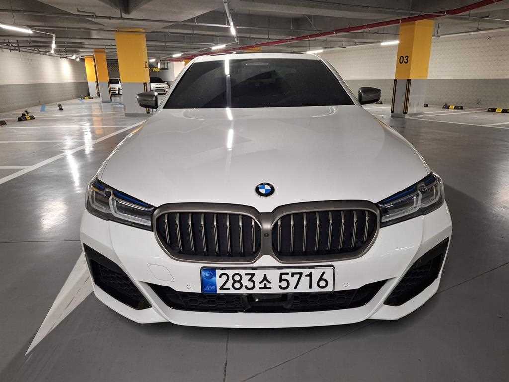 BMW 5 Series M550i xDrive
