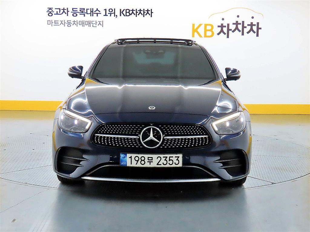Mercedes-Benz E-Class E350 4Maetik AMG Line