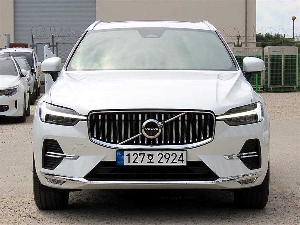 Volvo XC60 B5 AWD Ulteura Bright