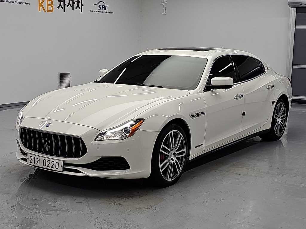마세라티 Quattroporte 3.0