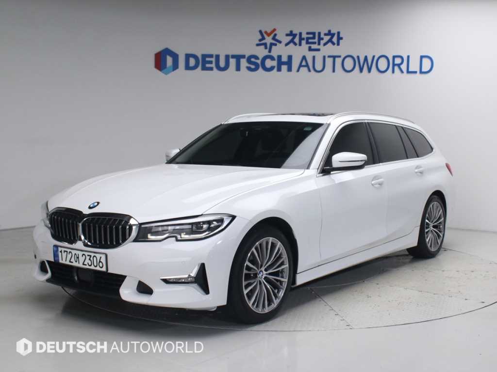 BMW 3 Series Tueoring 320i Luxury Line