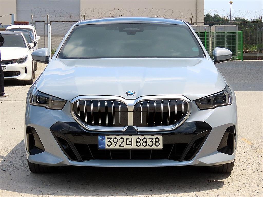 BMW 5시리즈 530i xDrive M Sport