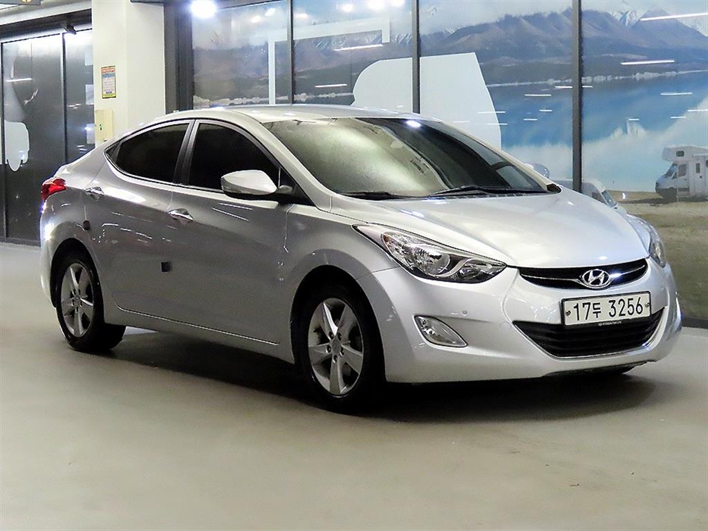 Hyundai Avante M16 GDi Modern