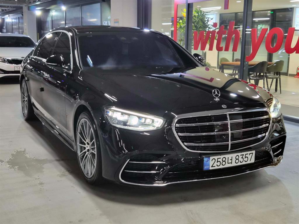 Mercedes-Benz S-Class S500L 4Maetik