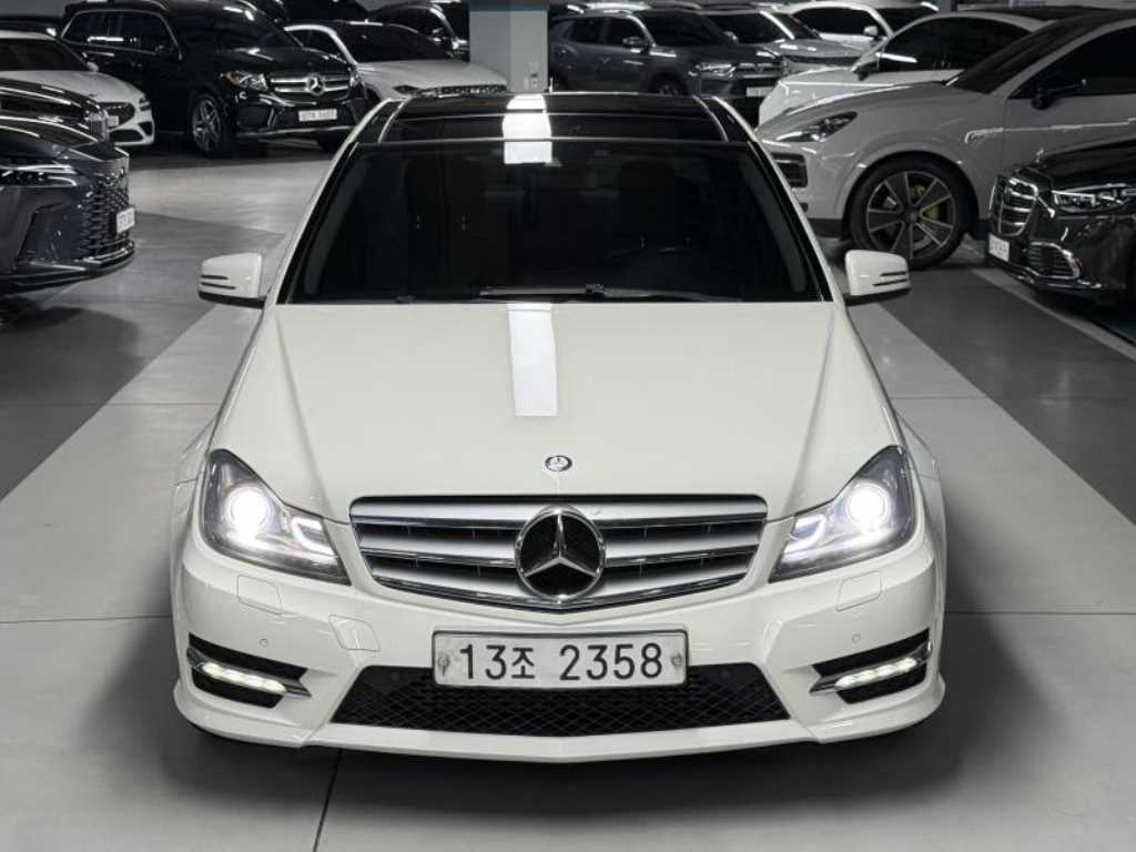 Mercedes-Benz C-Class C200 Beulruipisyeonsi