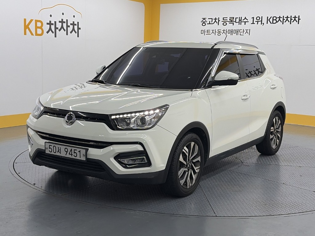 KG모빌리티(쌍용) 티볼리 Ameo 1.6 Edition Deuraibing