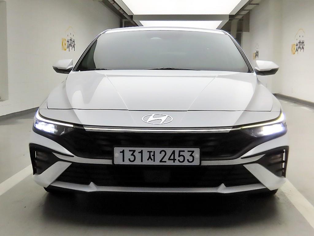 Hyundai Avante 1.6 Smart