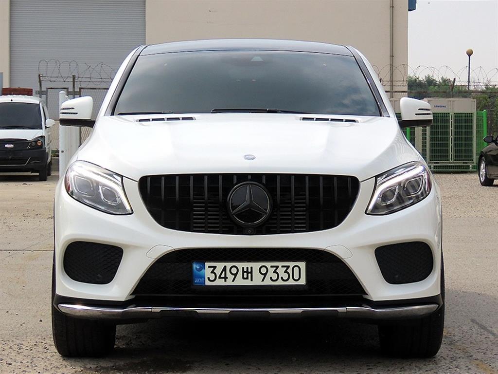 Mercedes-Benz GLE 350d 4Maetik Coupe