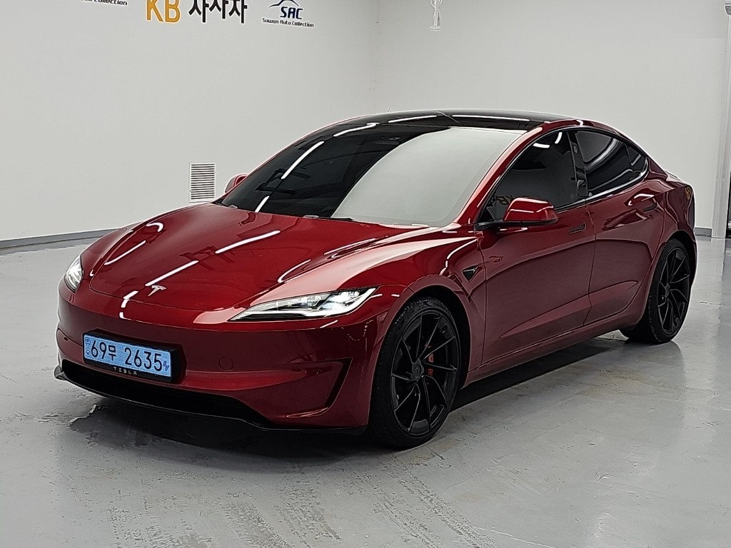 테슬라 Model 3 AWD Performance