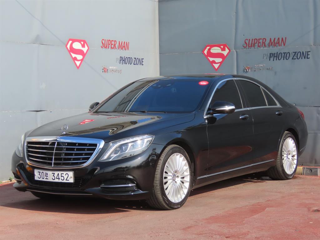 벤츠 S클래스 S350 d 4Maetik