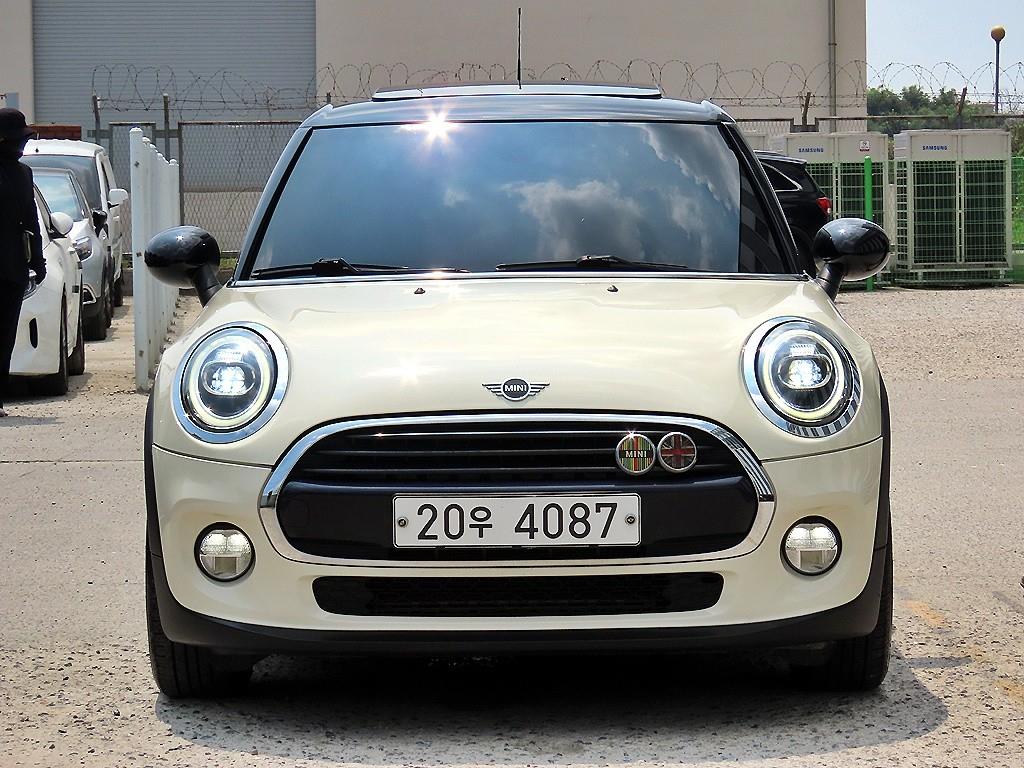 MINI Cooper 5 door 1.5 Hai