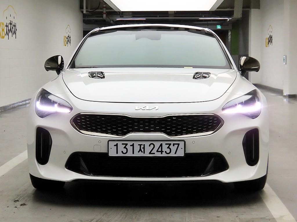 Kia Stinger Maiseuteo 3.3 Turbo AWD GT