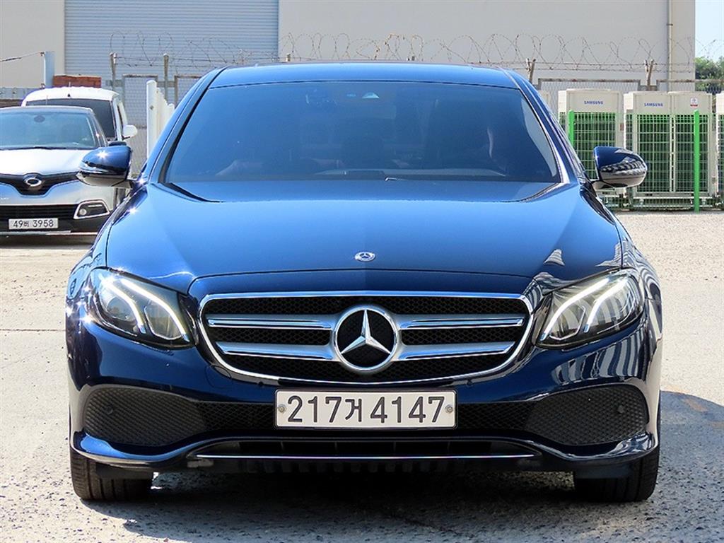벤츠 E클래스 E300 Avantgarde