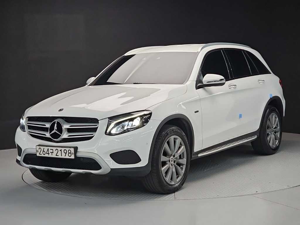 Mercedes-Benz GLC 350e 4Maetik