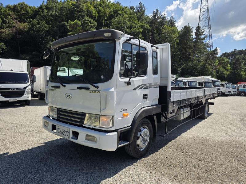 현대 Mega Truck 4.5t Long Body Plus