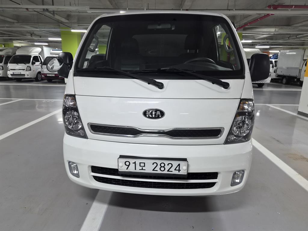 기아 Bongo Panel 1t King Cab Low Bed