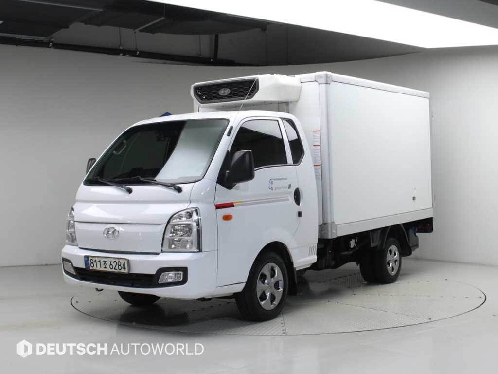 현대 Porter II Refrigerated Super Cab Twin Comp