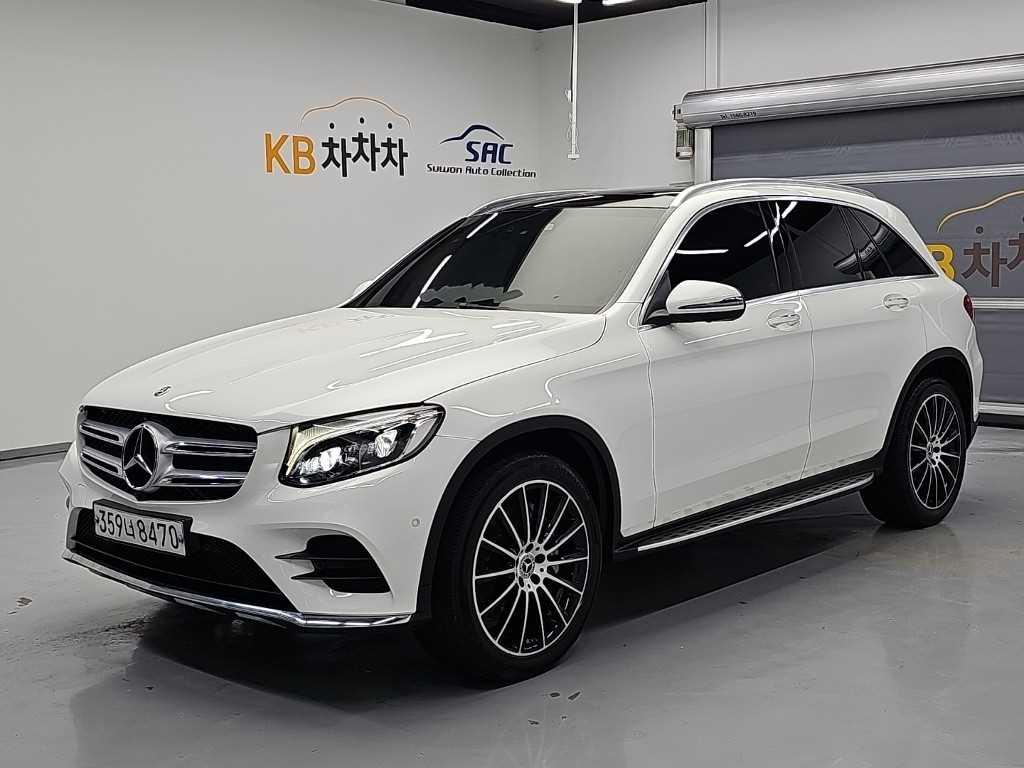 벤츠 GLC 300 4Maetik AMG Line