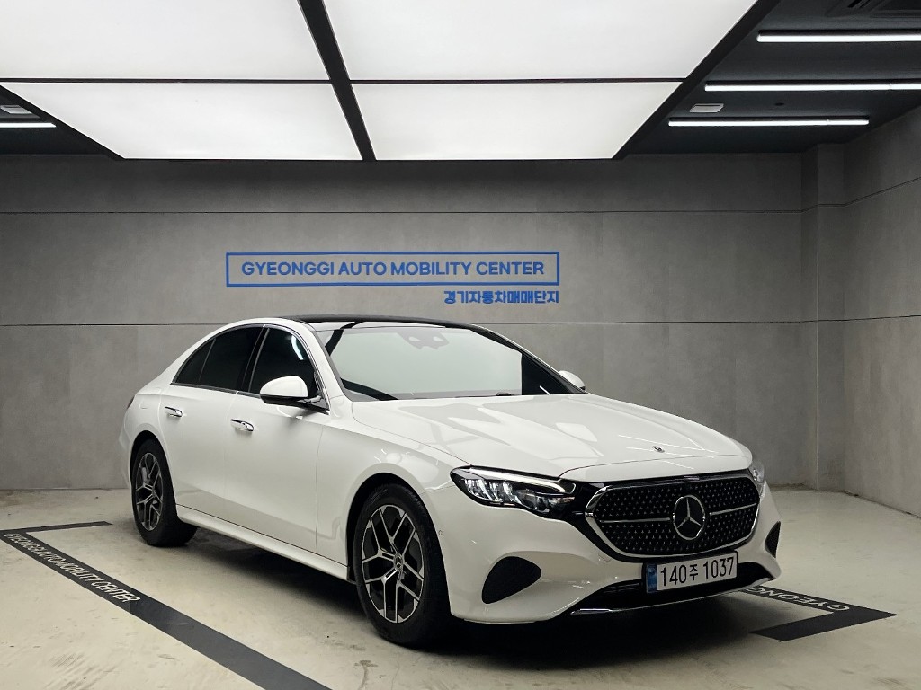 Mercedes-Benz E-Class E200 Avantgarde