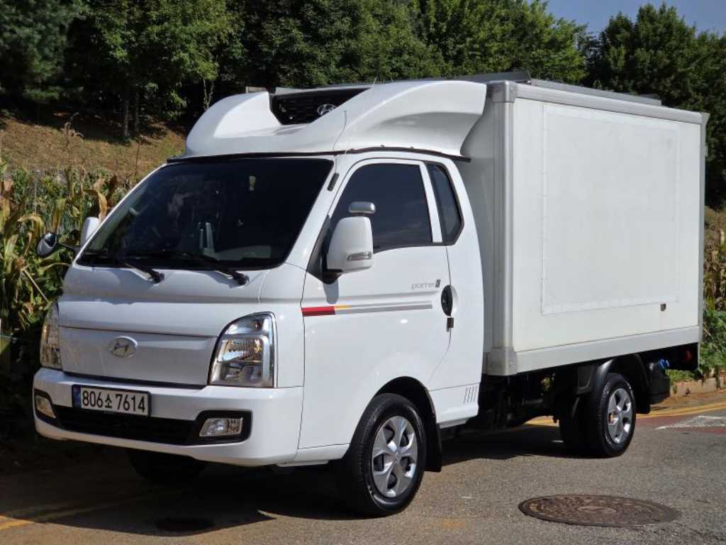 현대 Porter II Refrigerated Super Cab Twin Comp