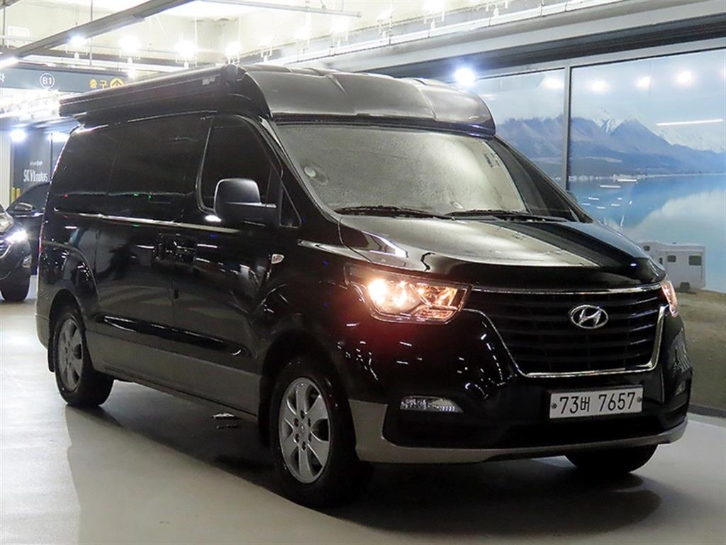 Hyundai Grand Starex Kaempingka 4WD