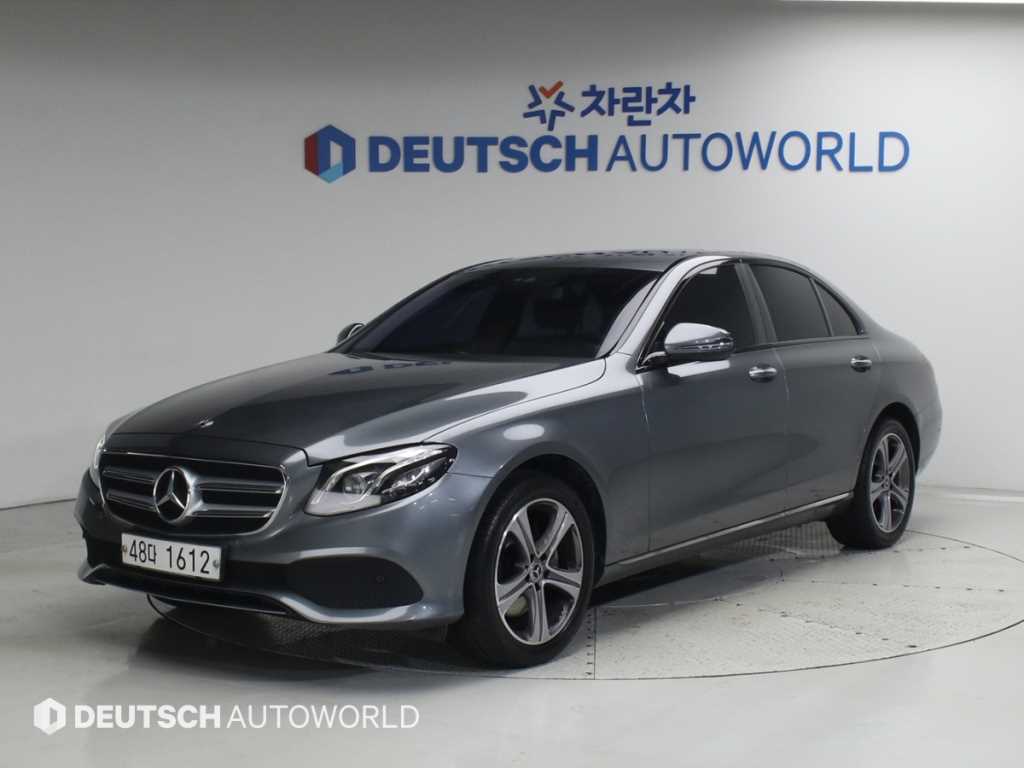 Mercedes-Benz E-Class E220d Avantgarde