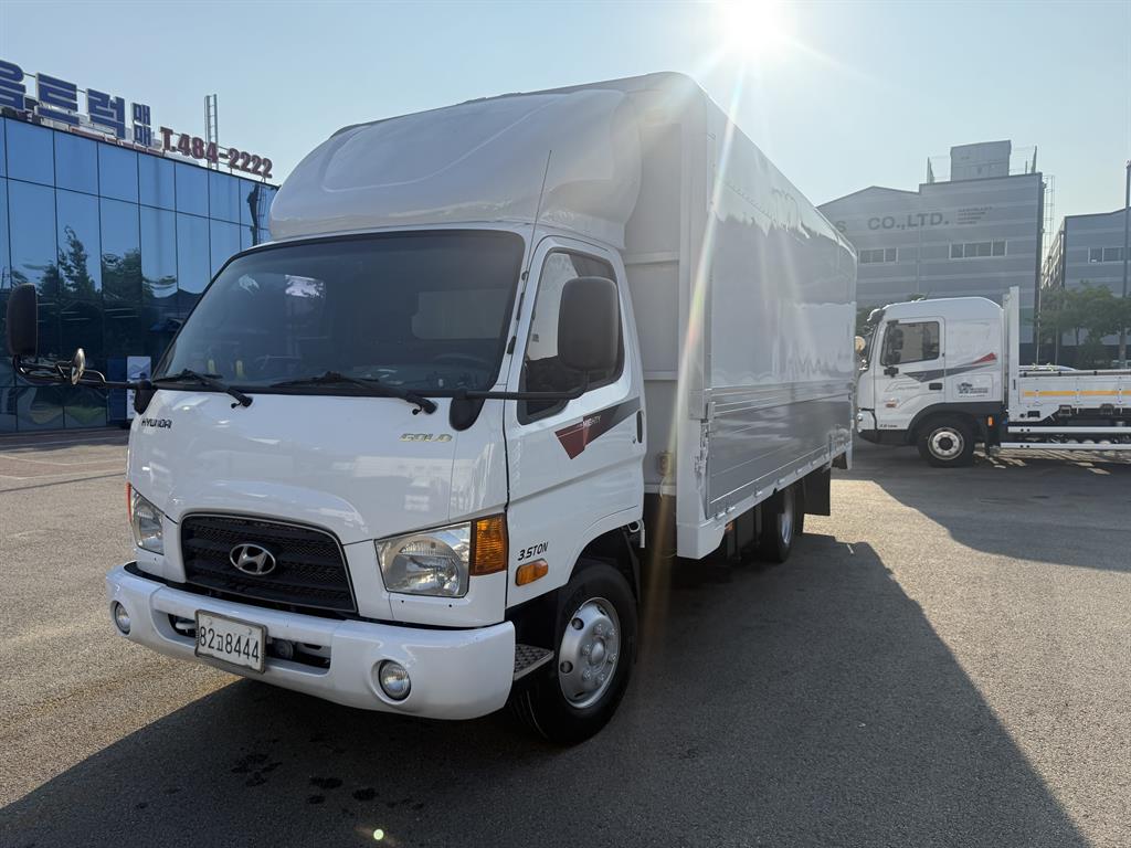 현대 Mighty E-Maiti 3.5t Standard Cab Long Body