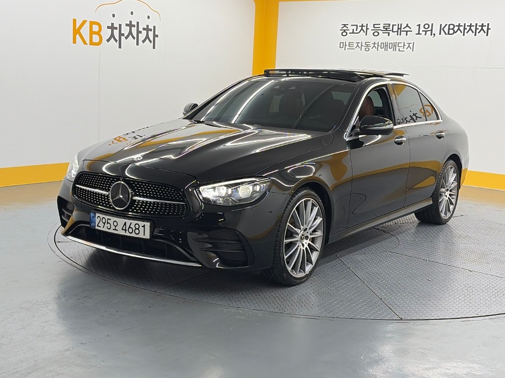 Mercedes-Benz E-Class E350 4Maetik AMG Line