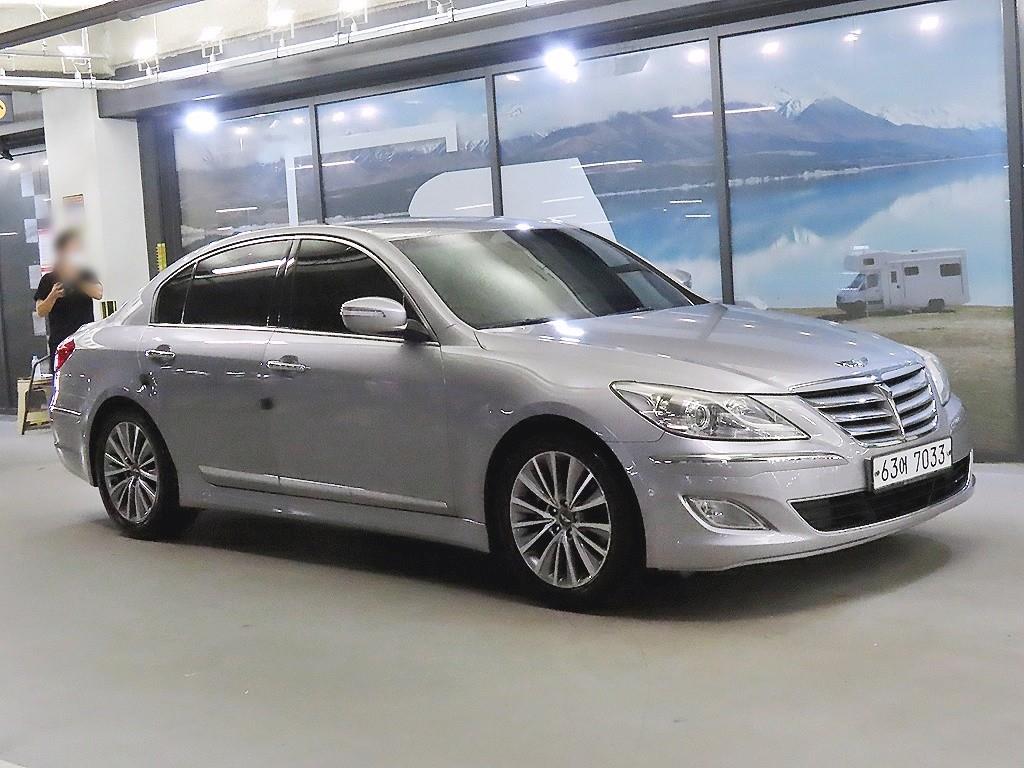 Hyundai Jenesiseu Jenesiseu BH 330 Premium Special