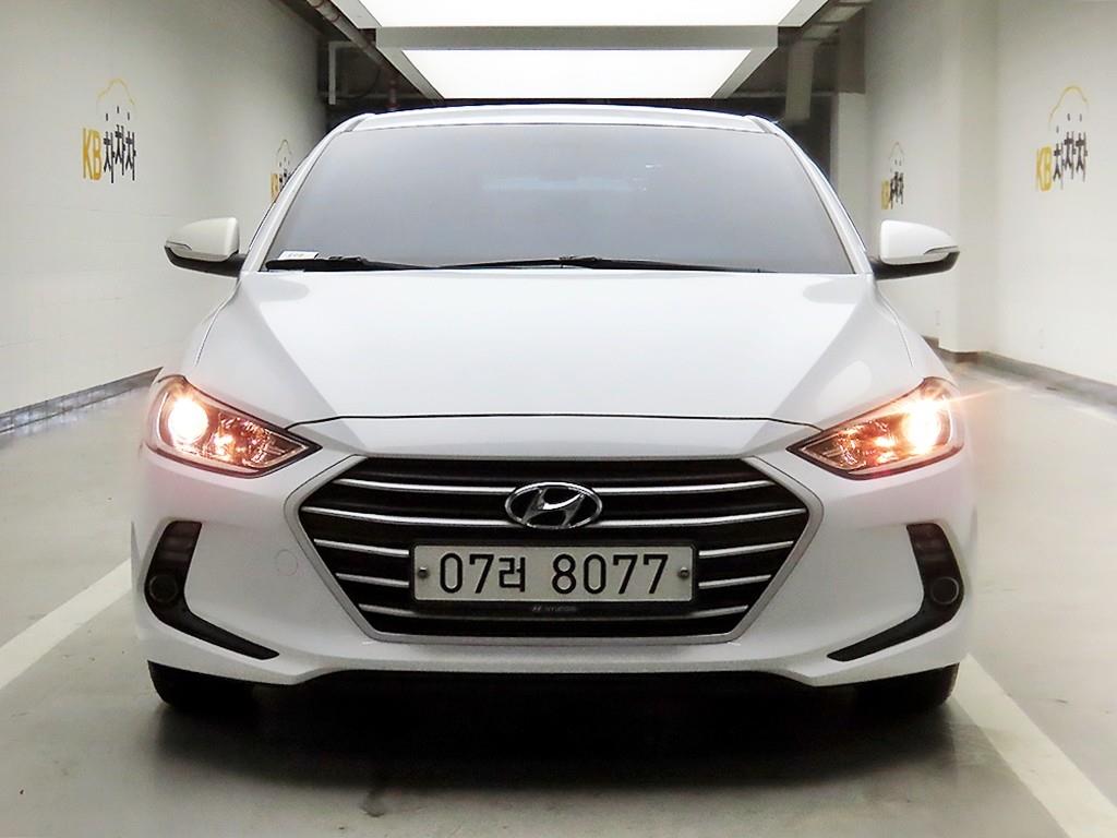 Hyundai Avante 1.6 Smart