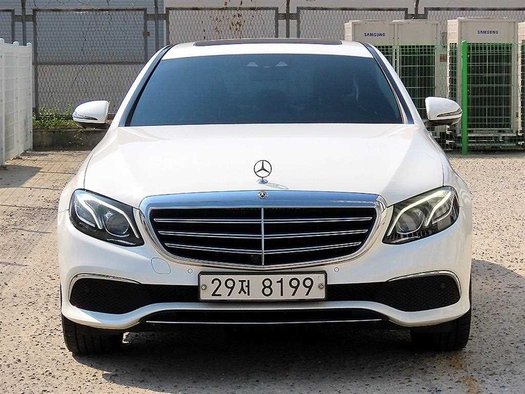 벤츠 E클래스 E300 4Maetik Exclusive