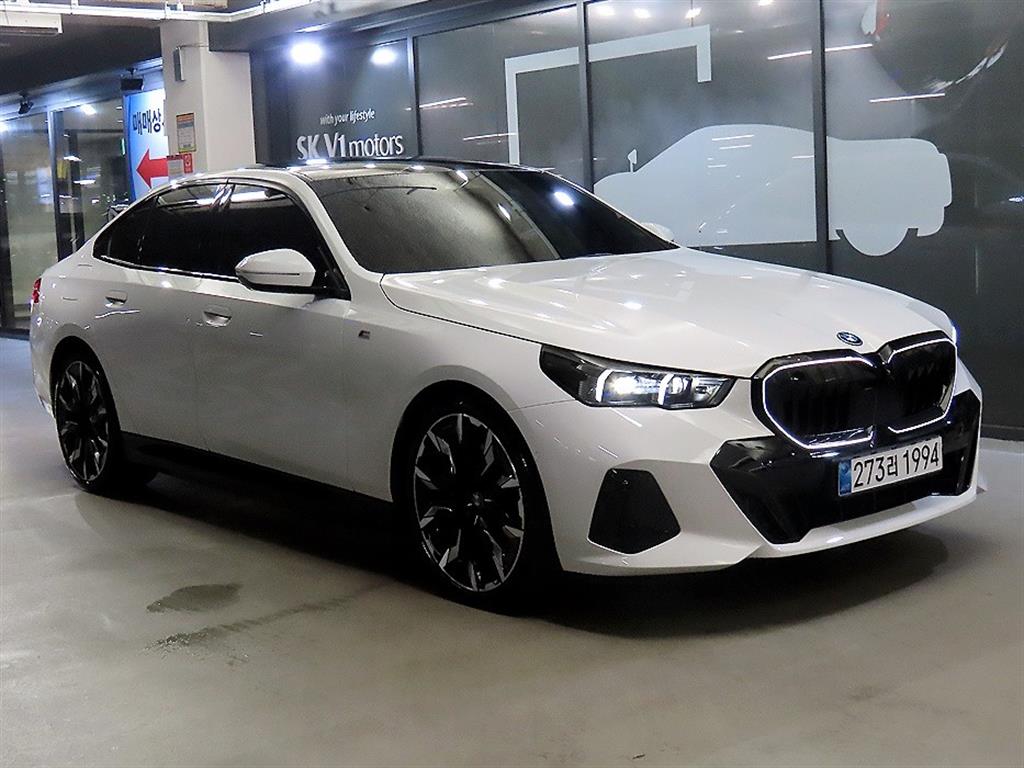 BMW 5시리즈 550e xDrive M Sport Pro