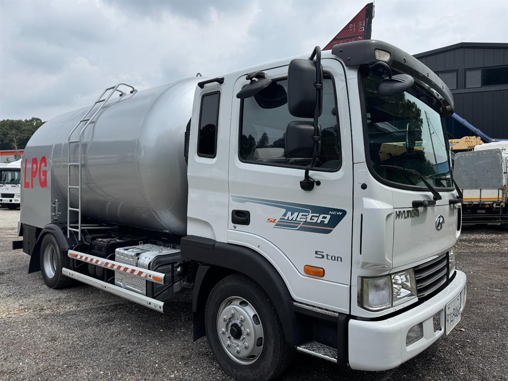 현대 Mega Truck Taengkeurori 5t