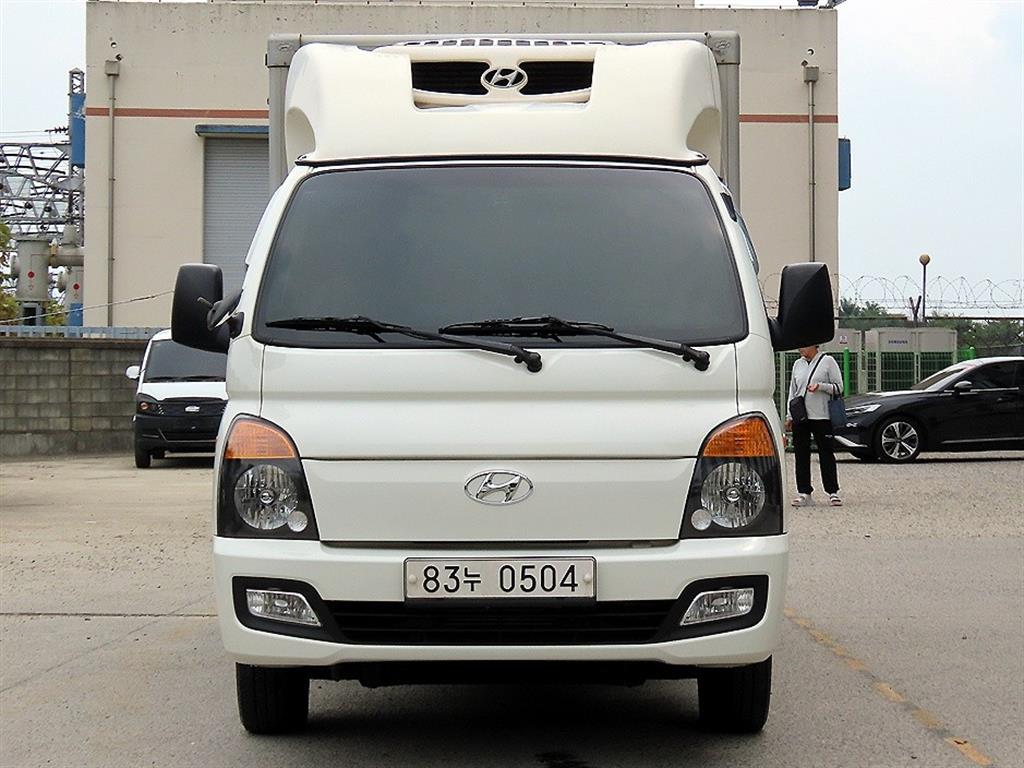 현대 Porter II Refrigerated Super Cab Twin Comp