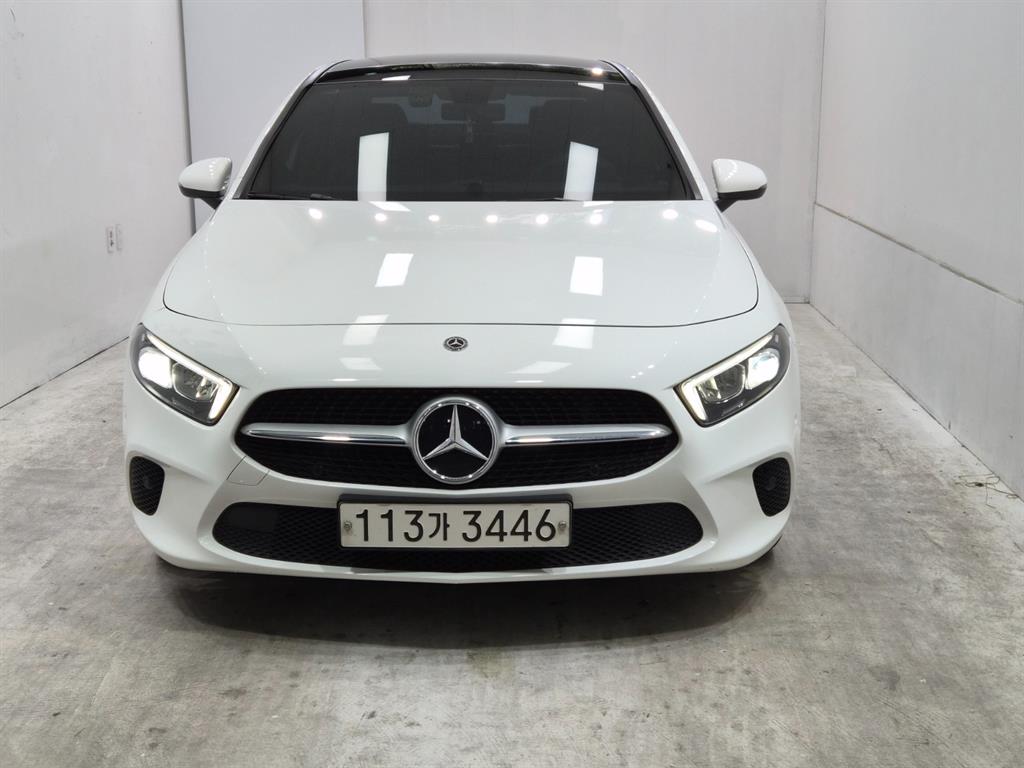 Mercedes-Benz A-Class A220