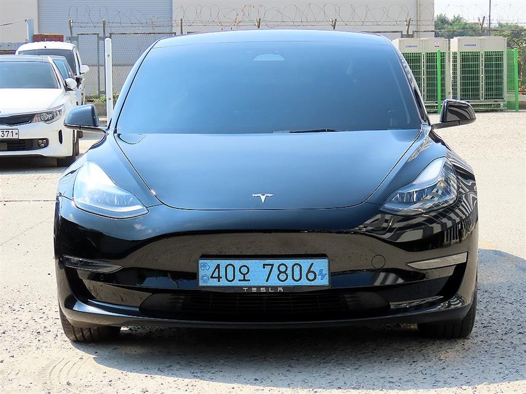 테슬라 Model 3 AWD Rong Reinji