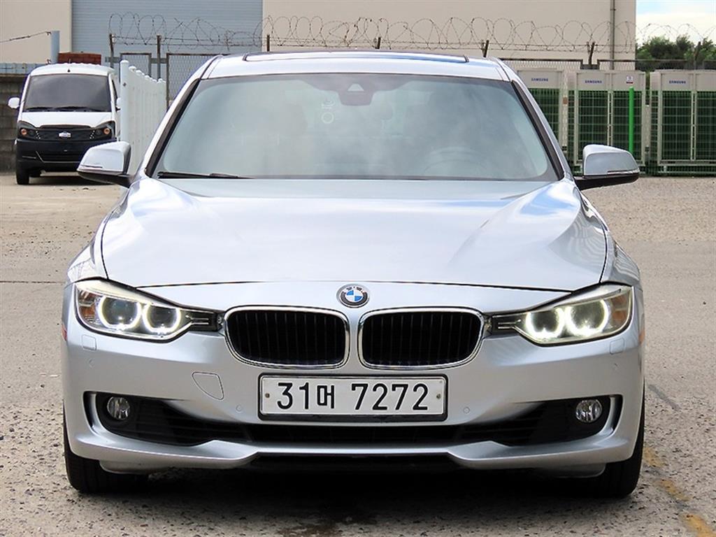 BMW 3시리즈 320i