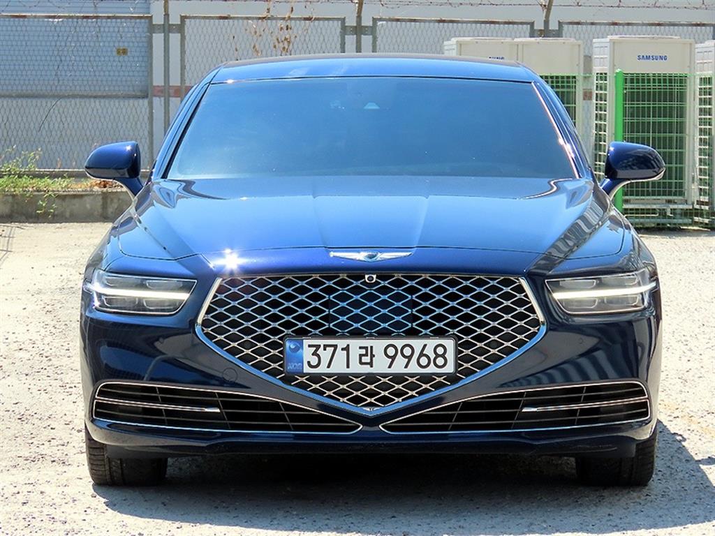 Genesis G90 3.8 AWD Premium Luxury