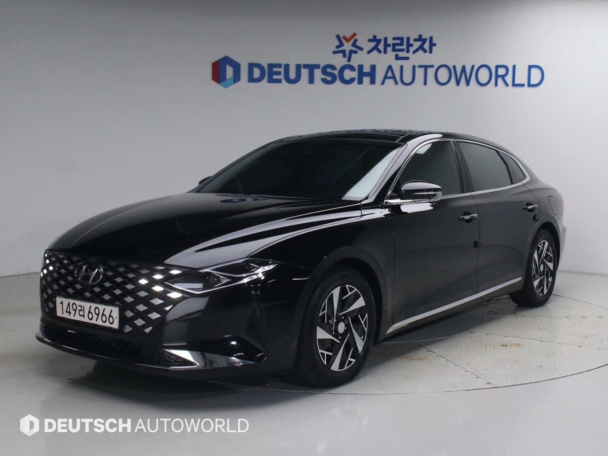 Hyundai Grandeur Hybrid 2.4 HEV Le Blanc