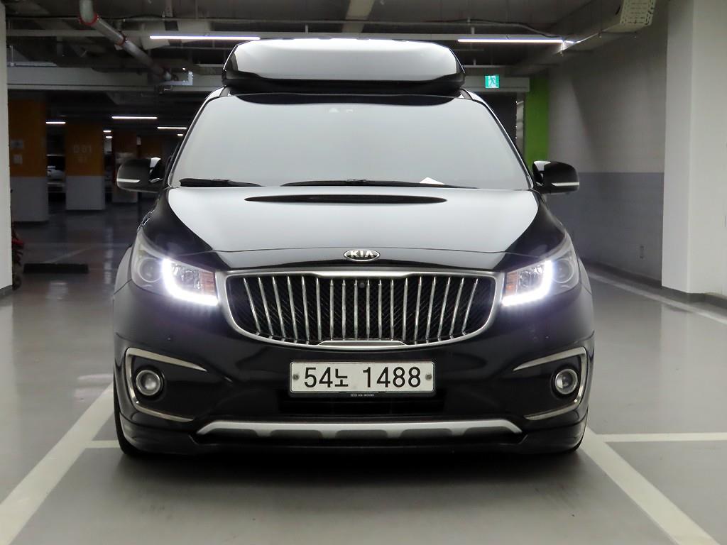 Kia Carnival Hairimujin 9 суудал Noblesse