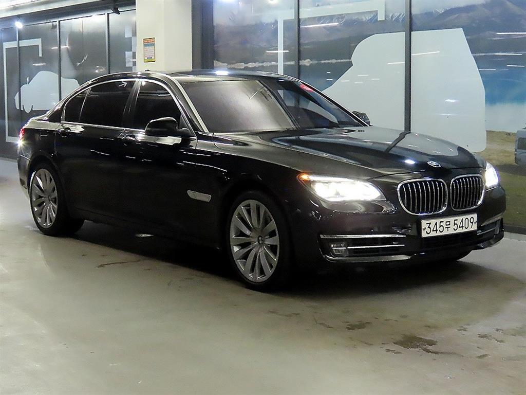 BMW 7 Series 750Ld xDrive Indibijueol