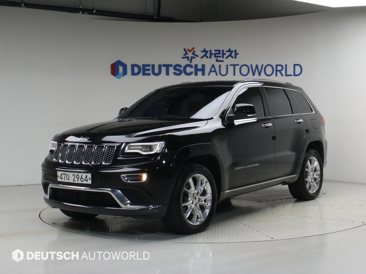 지프 그랜드체로키 3.0 V6 Turbo Overland Summit
